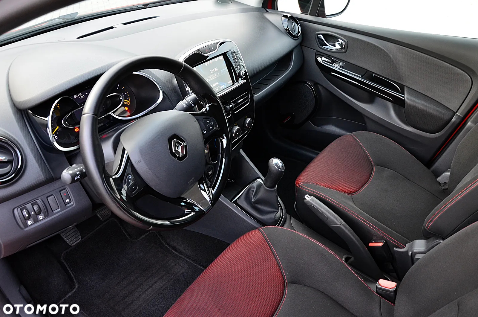 Renault Clio - 13