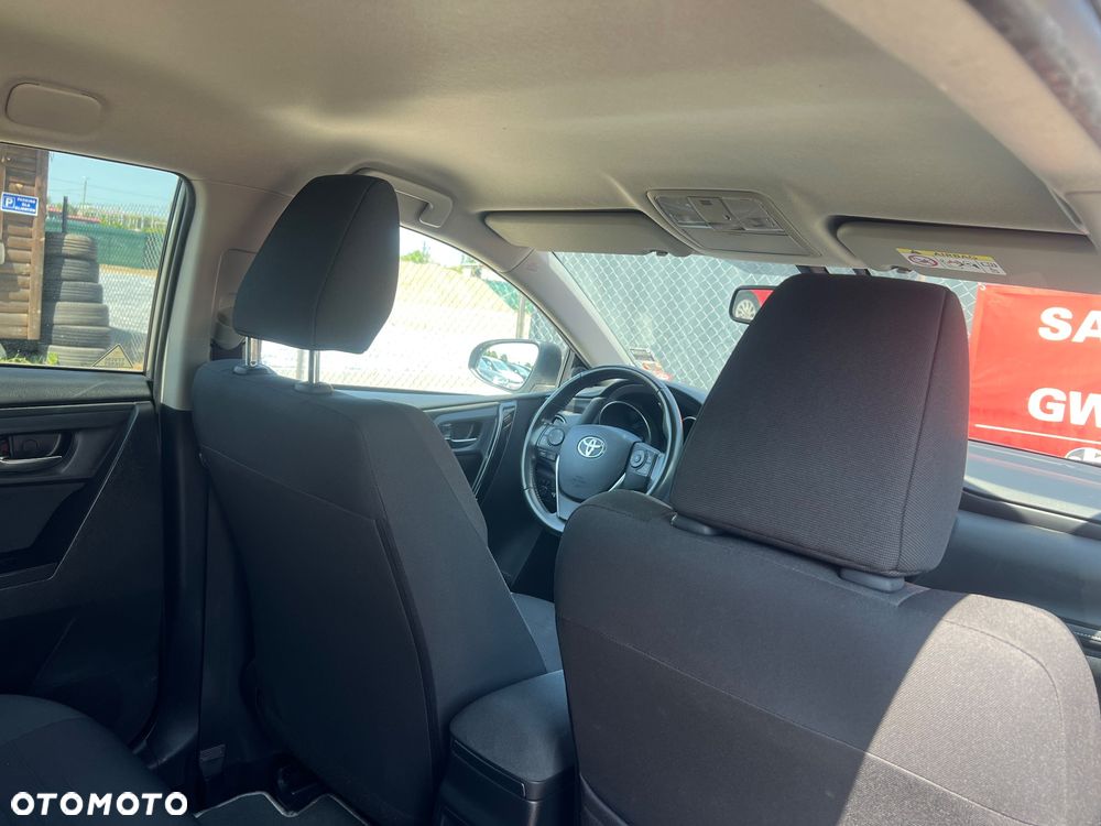 Toyota Auris - 9