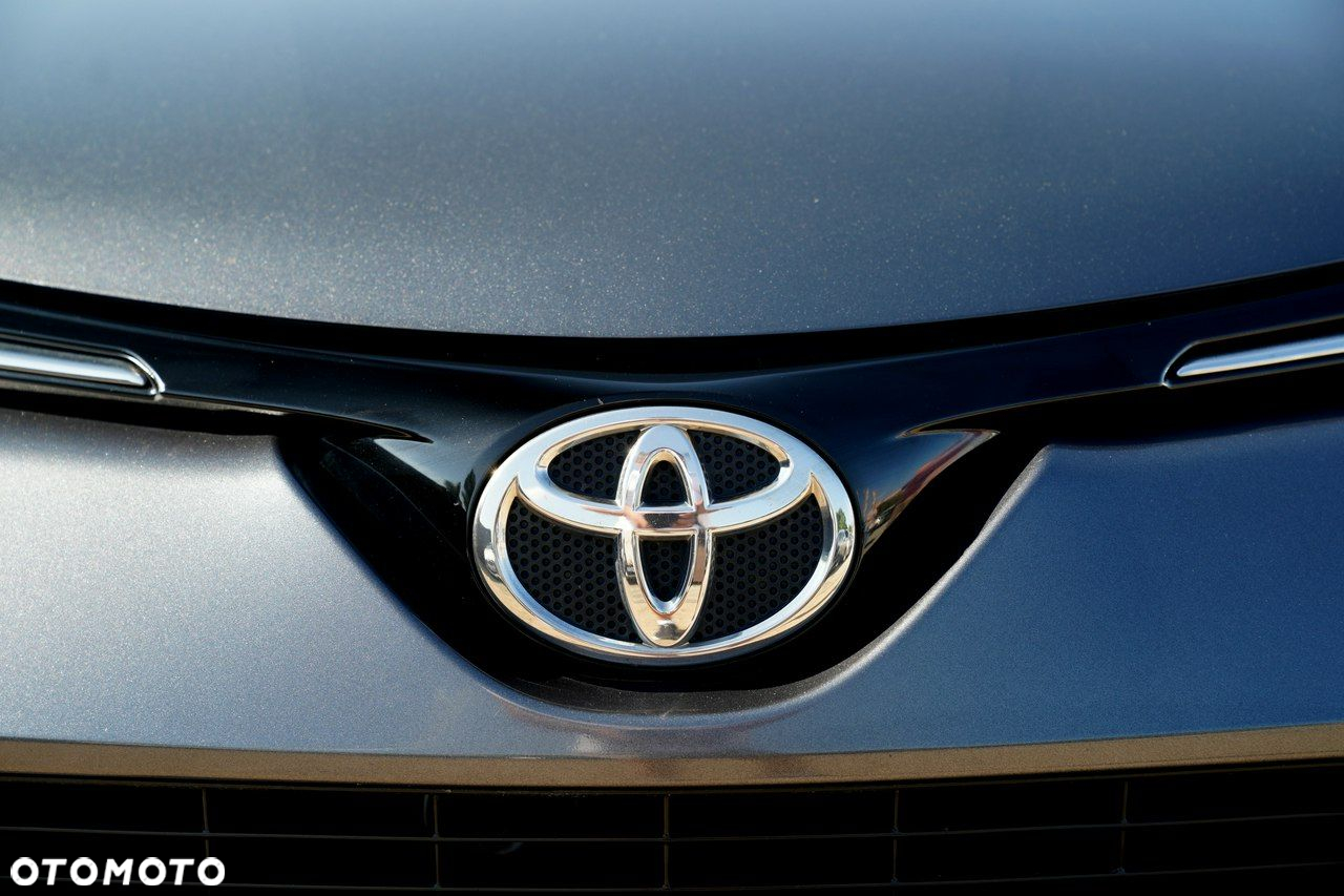 Toyota RAV4 - 2