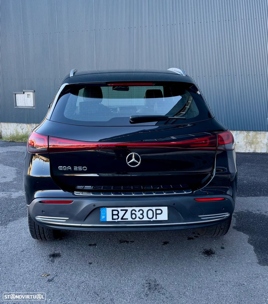 Mercedes-Benz EQA 250 - 9