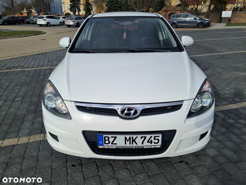 Hyundai i30 1.4 Blue Classic - 12