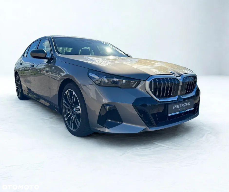 BMW Seria 5 - 1