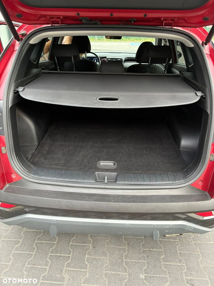 Hyundai Tucson 1.6 T-GDi HEV Executive 2WD - 16