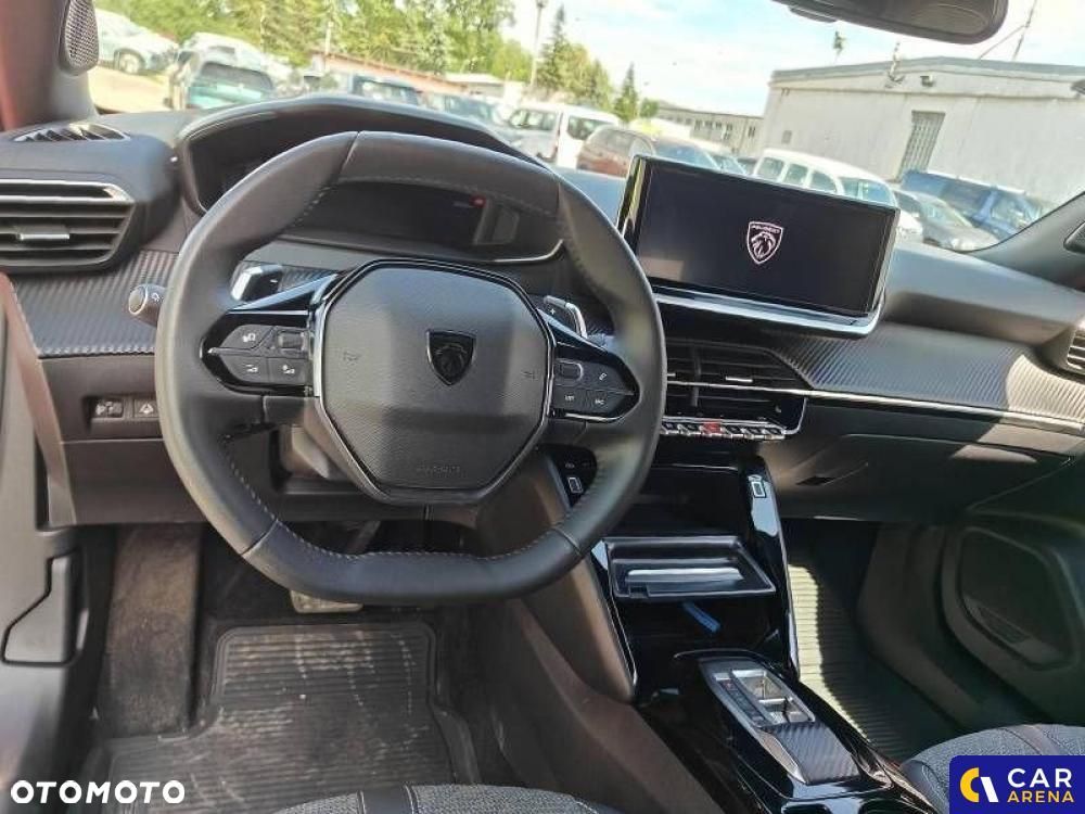 Peugeot 2008 - 13