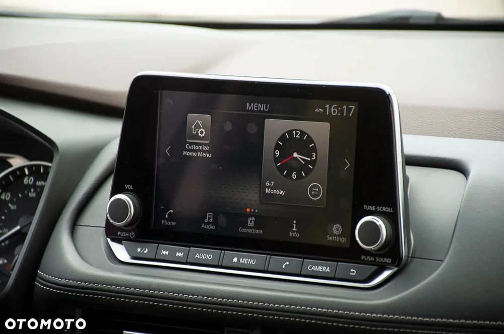 Nissan Rogue - 31