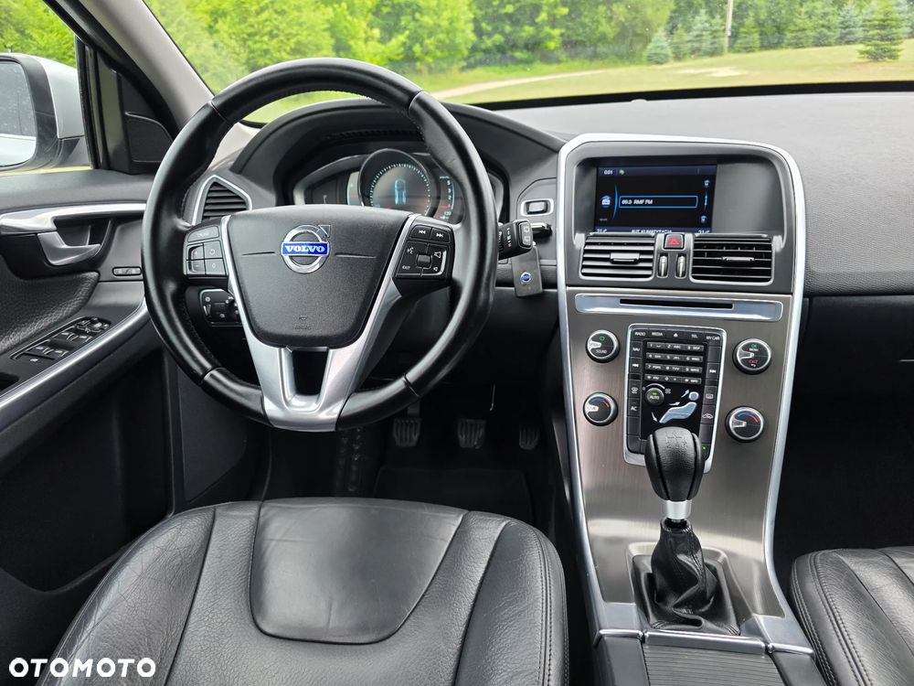 Volvo XC 60 D3 Edition Pro - 13