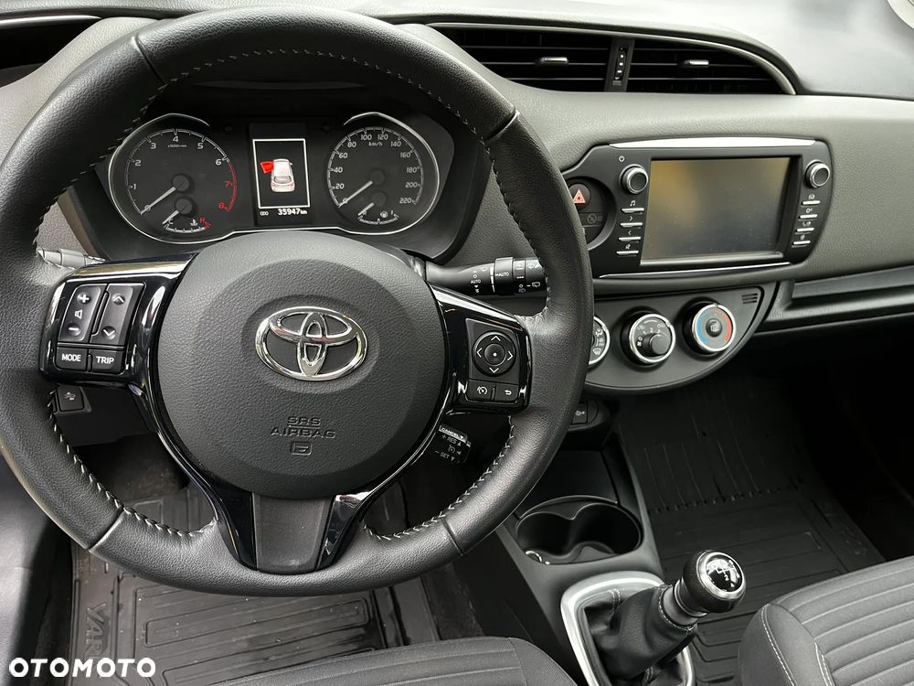 Toyota Yaris 1.5 Active - 24