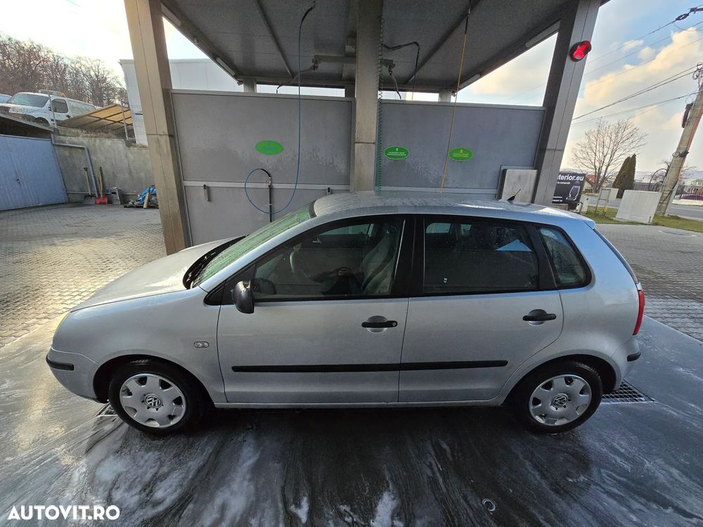 Volkswagen Polo - 4