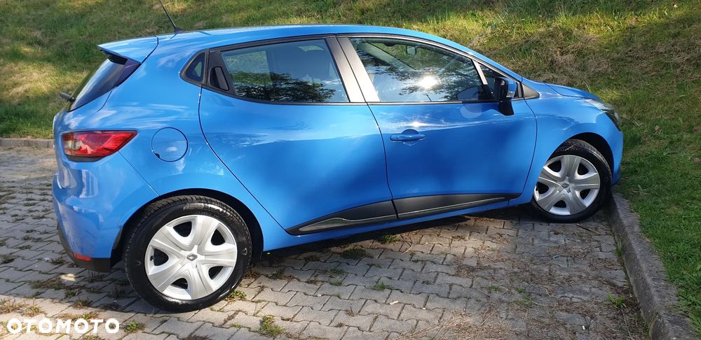 Renault Clio 1.2 16V Limited Plus - 15
