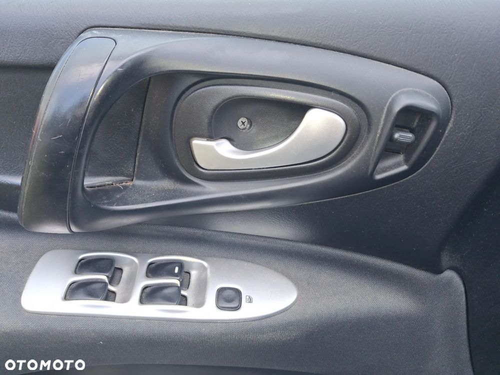 Mitsubishi Space Star 1.9 DI-D Avance - 8