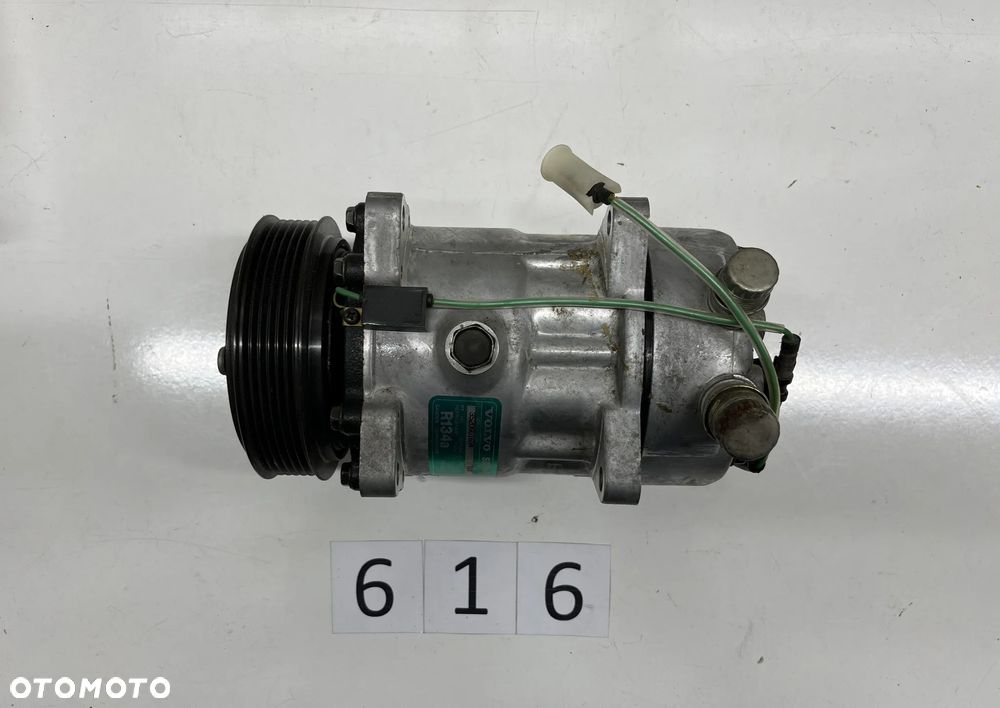 Sprężarka klimatyzacji SD7H15 7828 24V Sanden Volvo - 1