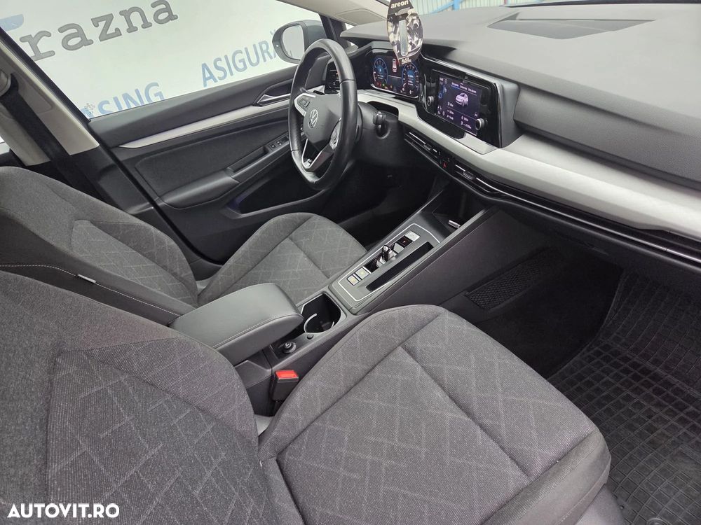 Volkswagen Golf 1.0 TSI Life - 12