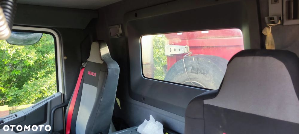 Renault KERAX - 9