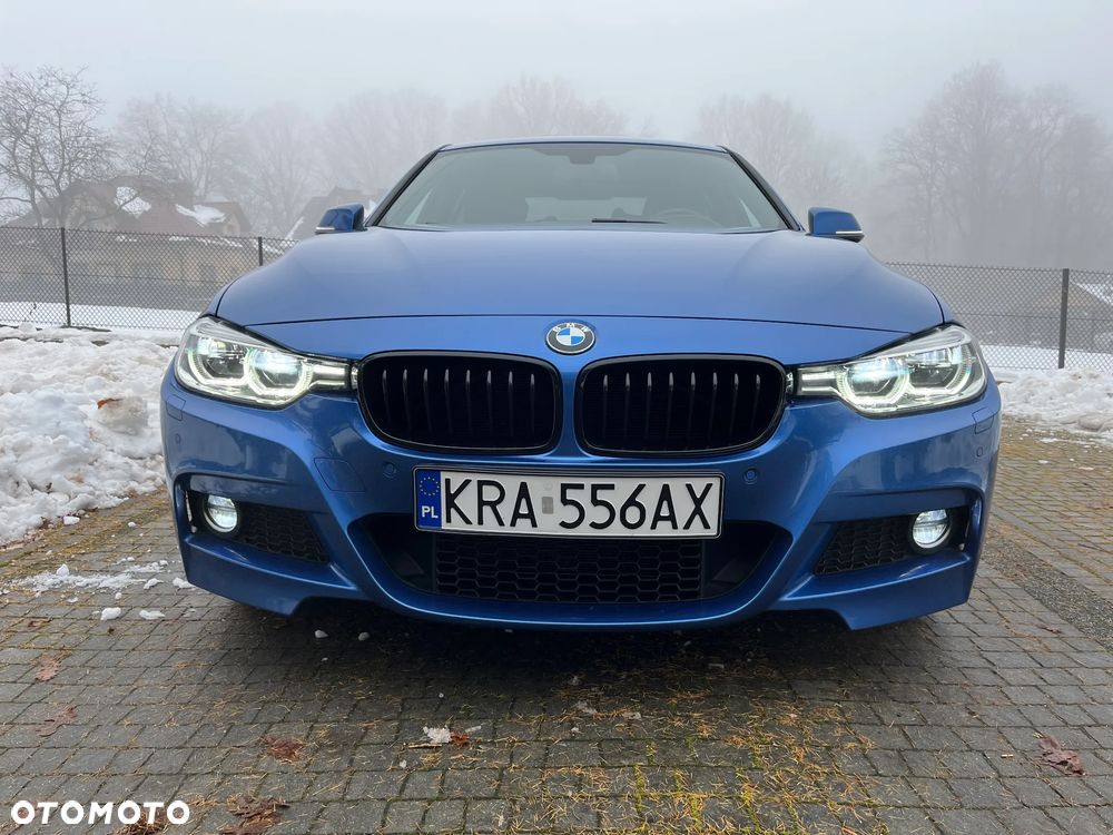 BMW Seria 3 330i xDrive M Sport - 2