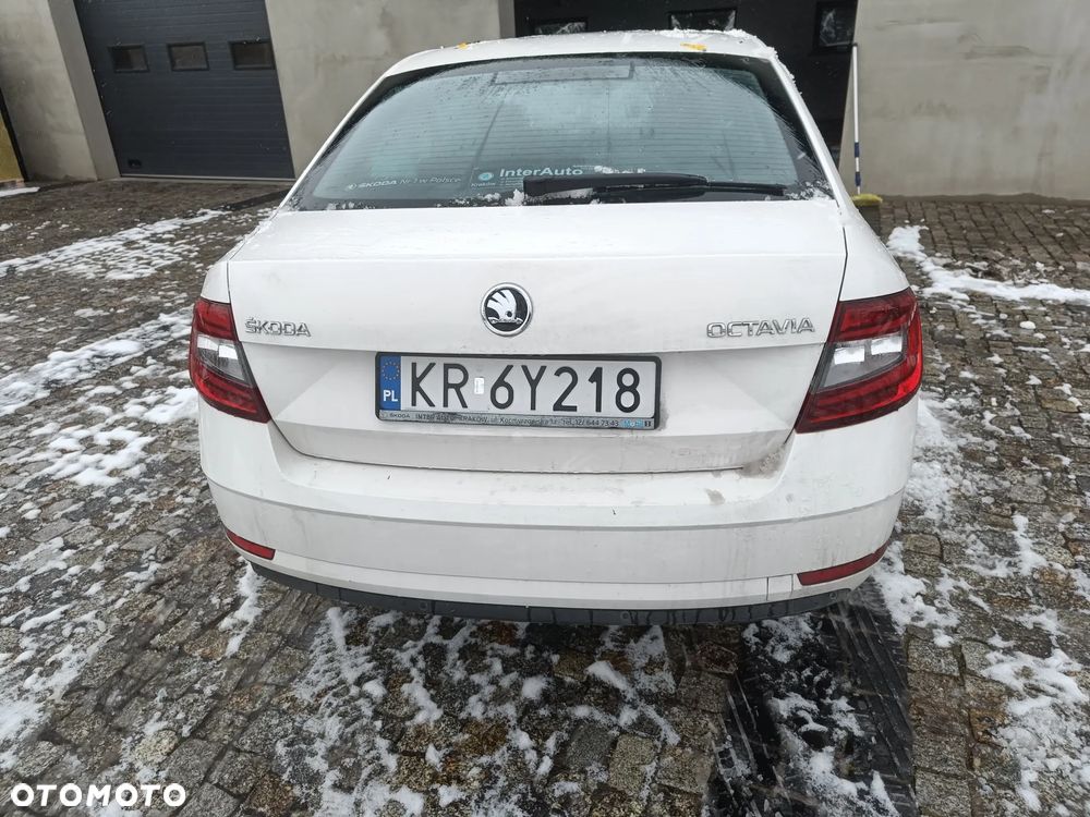 Skoda Octavia 2.0 TDI Style DSG - 9