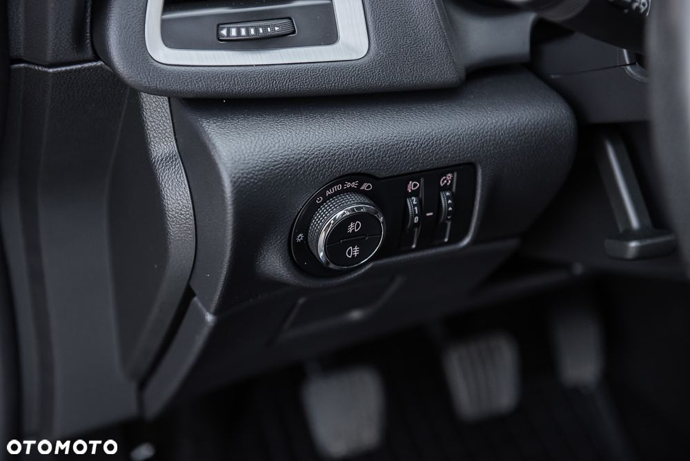 Opel Astra 2.0 CDTI ecoFLEX Start/Stop - 19