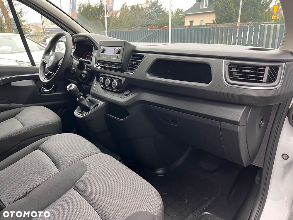 Nissan Primastar - 8