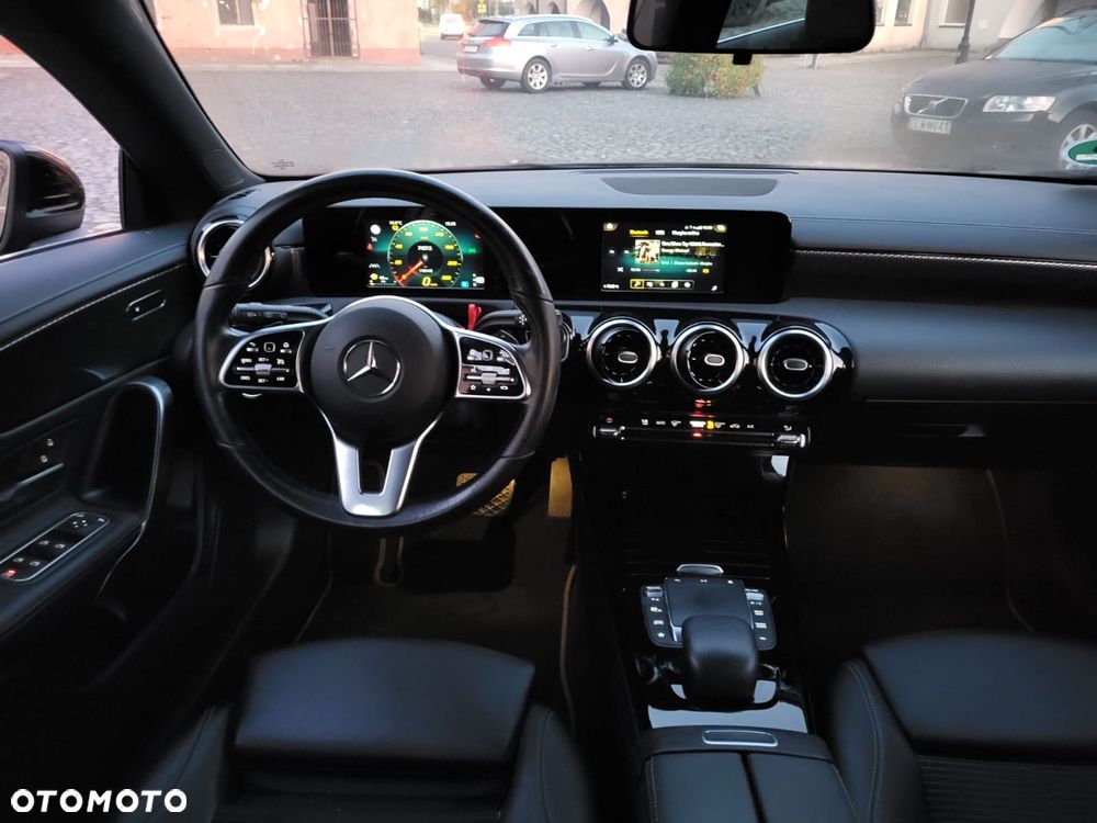 Mercedes-Benz CLA 200 d 8G-DCT Progressive - 14