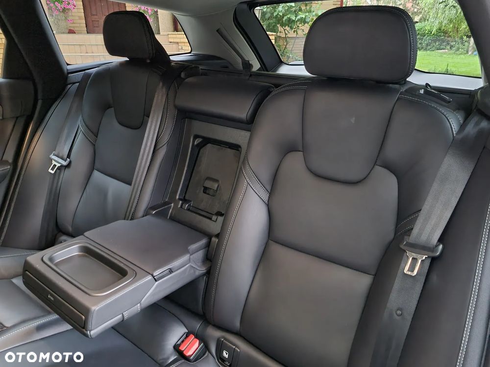 Volvo V90 Cross Country B5 D AWD Pro - 20
