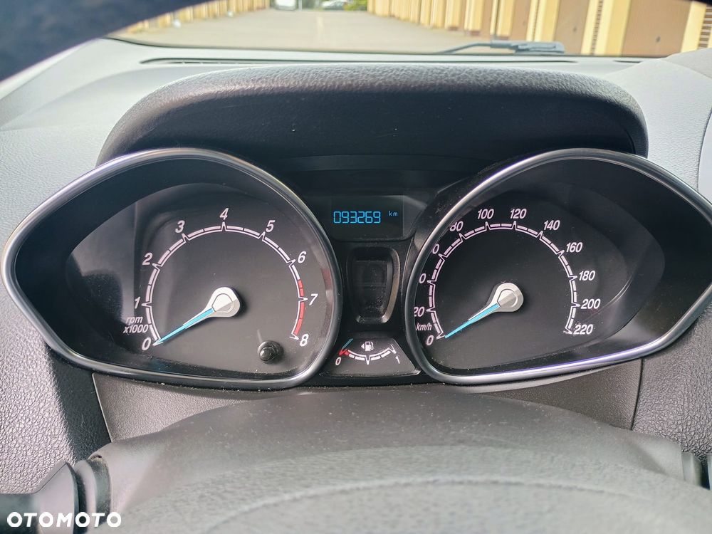 Ford Tourneo Courier 1.0 EcoBoost Sport - 9