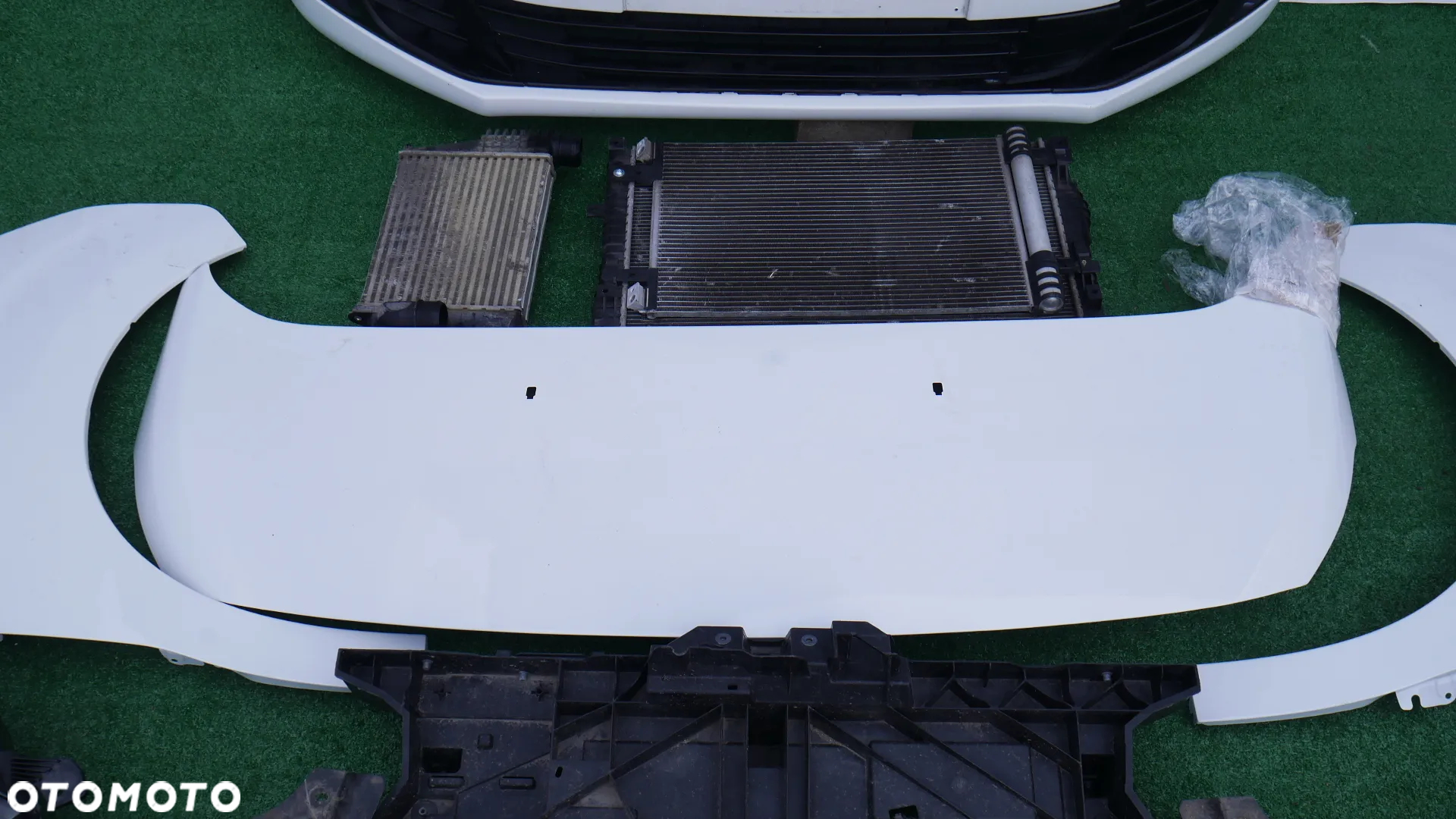 OPEL VIVARO C ZAFIRA MASKA BOTNIKI LAMPY XENON ZDERZAK BELKA DOLNA BELKA ZDERZAKA CHŁODNICE PAS PRZEDNI - 6