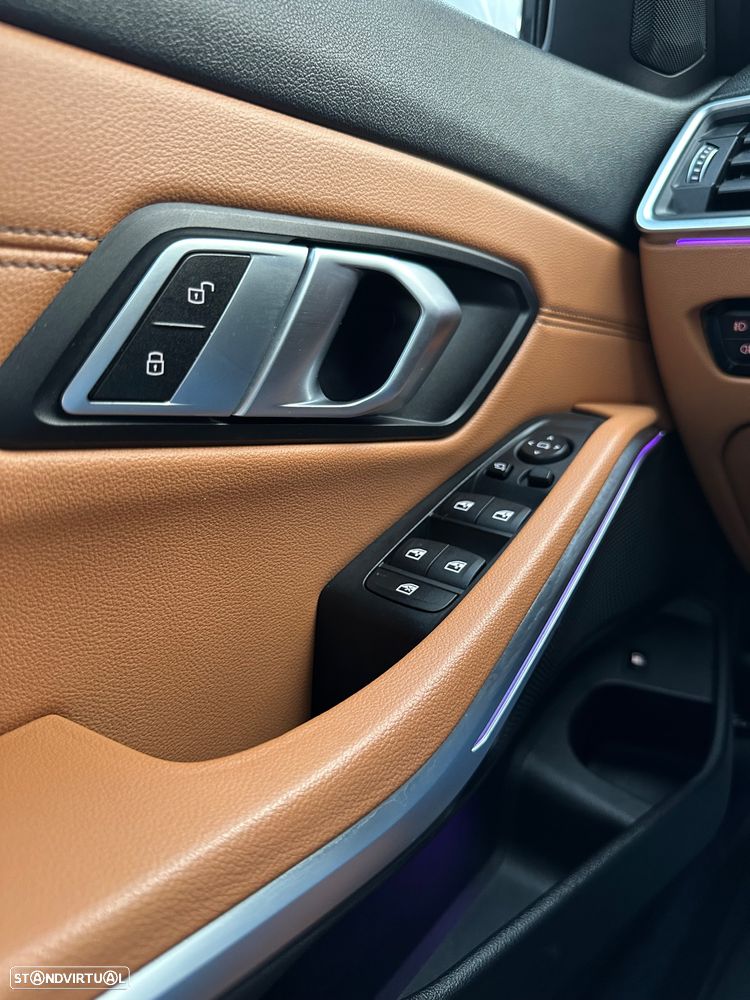 BMW 330 e Aut. M Sport - 32