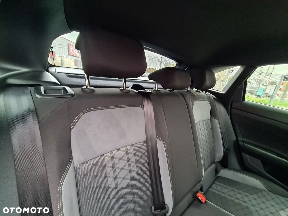 Volkswagen Taigo 1.0 TSI R-Line - 34