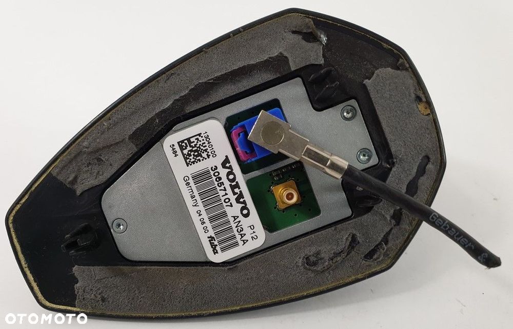 ANTENA GPS VOLVO V50 S40 C30 30657107 - 3