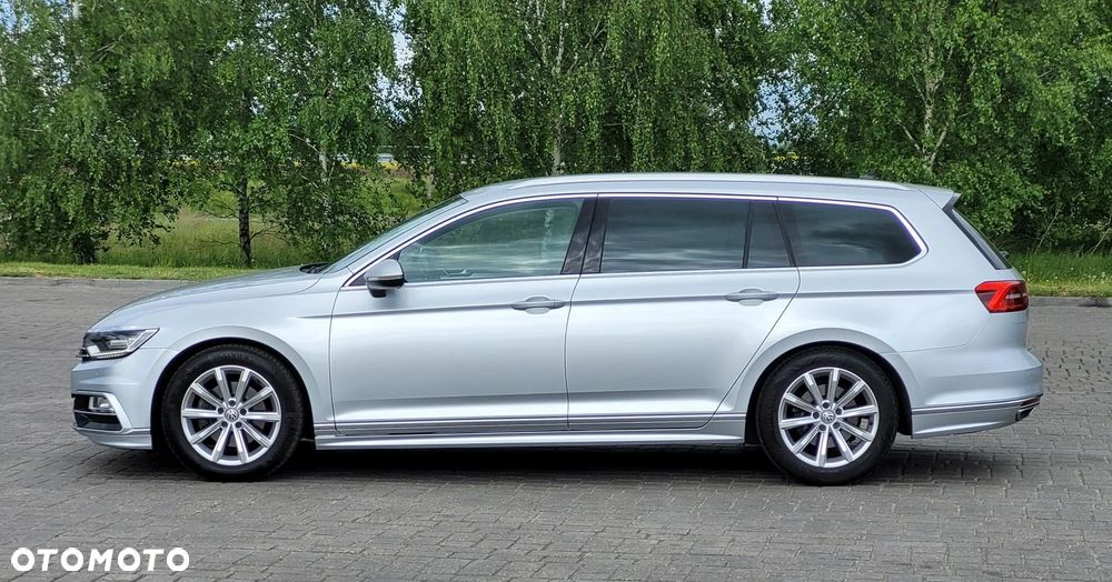Volkswagen Passat 2.0 TDI (BlueMotion Technology) Highline - 14