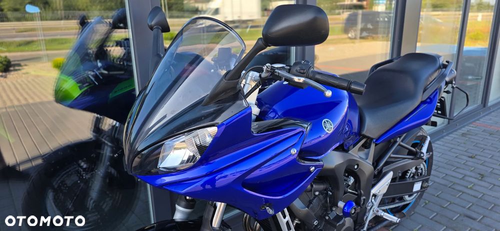 Yamaha FZ6 - 30