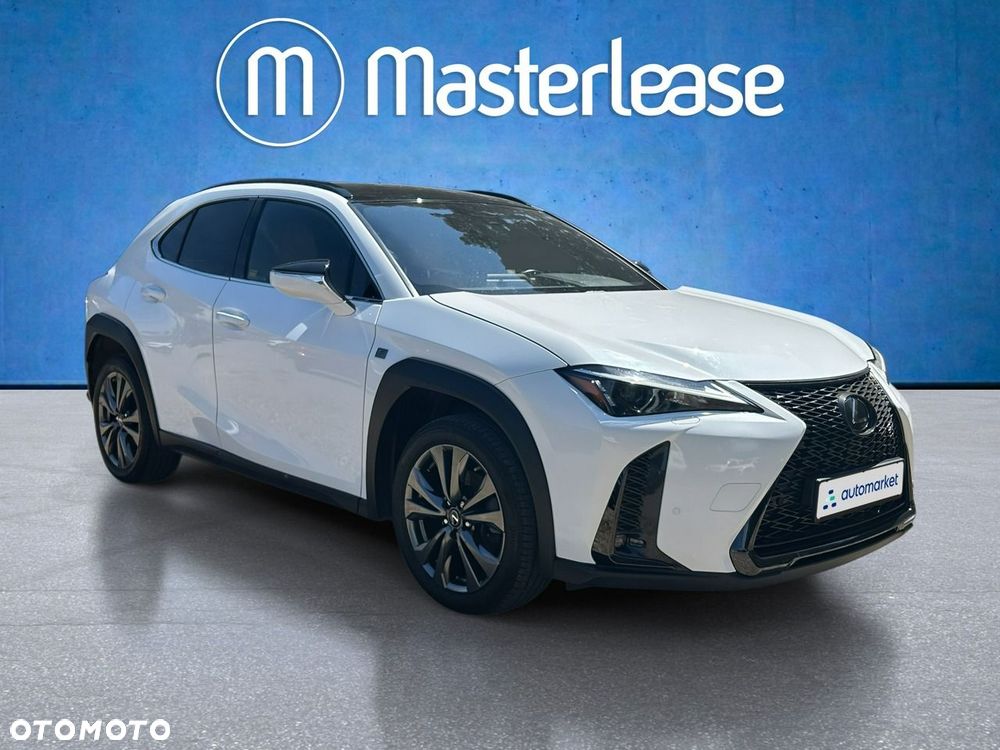 Lexus UX - 3