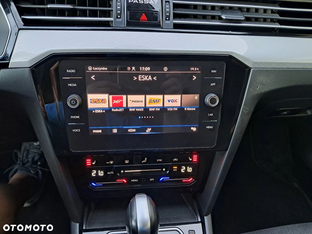 Volkswagen Passat Variant - 18