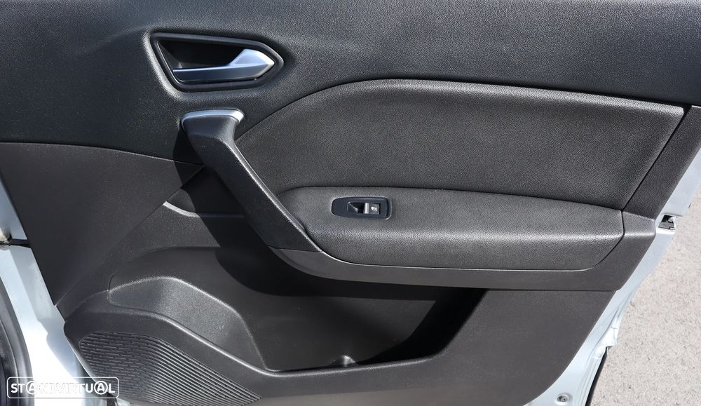 Renault Captur 1.0 TCe Exclusive Bi-Fuel - 23