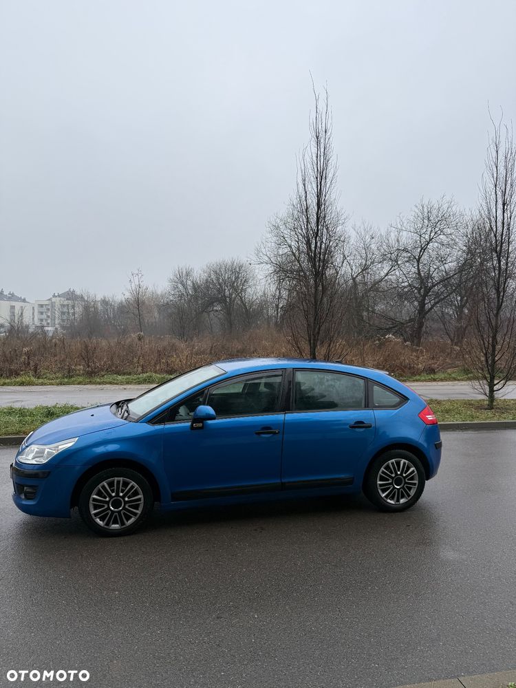 Citroën C4 1.4 16V X - 1