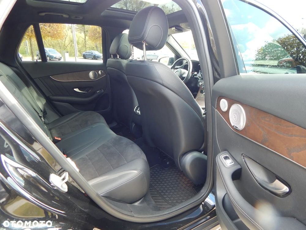 Mercedes-Benz GLC - 14