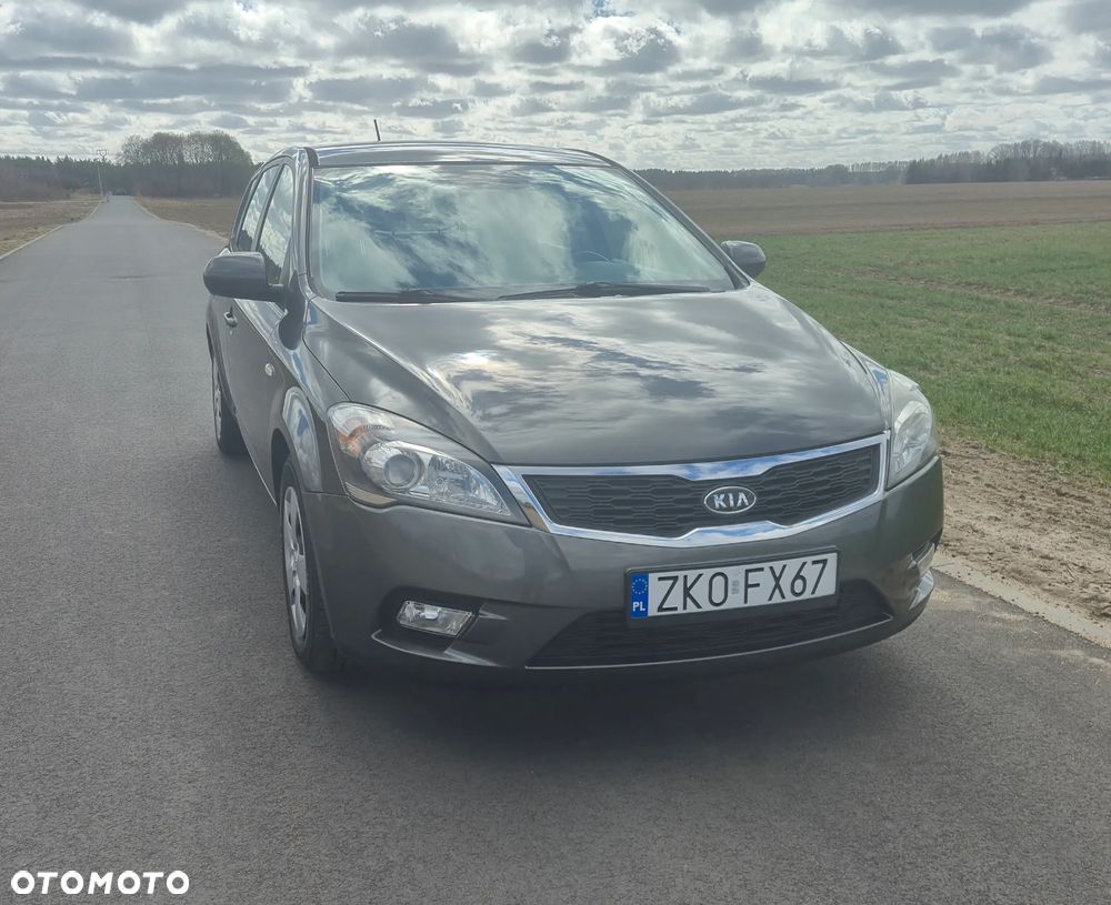 Kia Ceed 1.4 Comfort + - 11