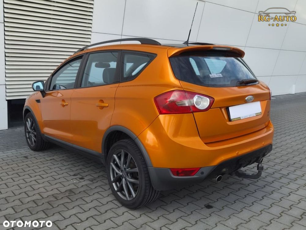 Ford Kuga - 11