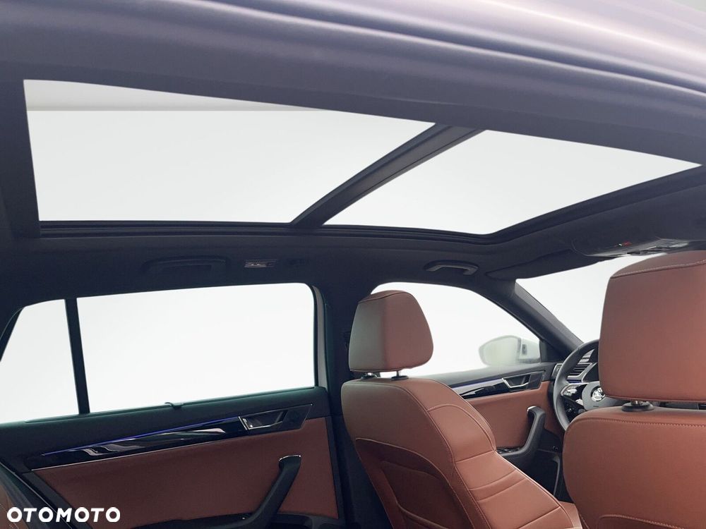 Skoda Superb 2.0 TDI SCR L&K DSG - 14