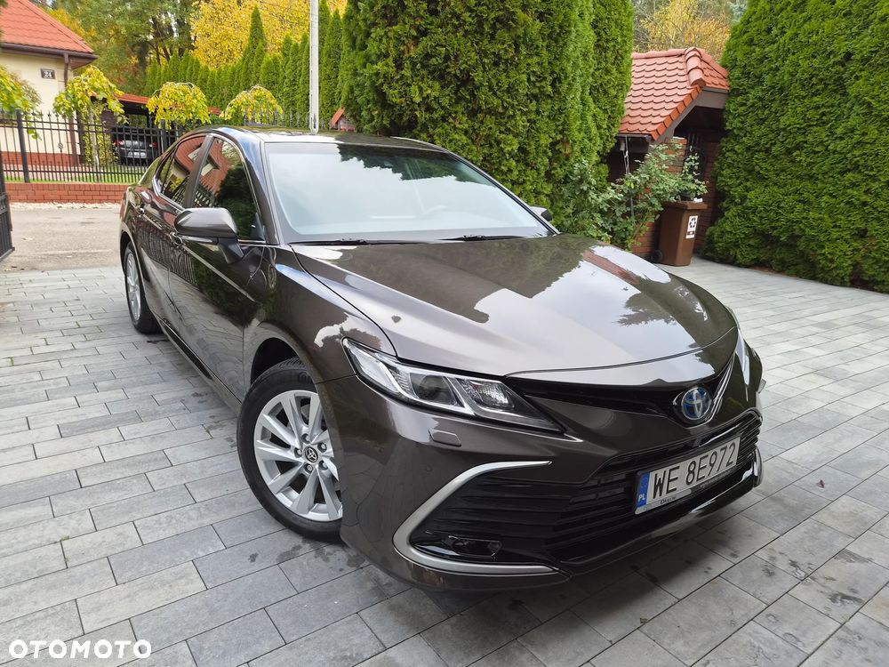 Toyota Camry - 20