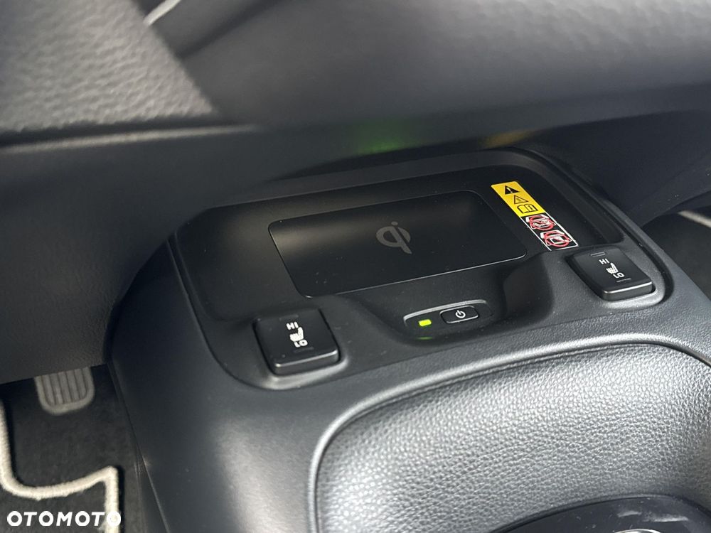 Toyota Corolla 1.8 Hybrid Style - 24