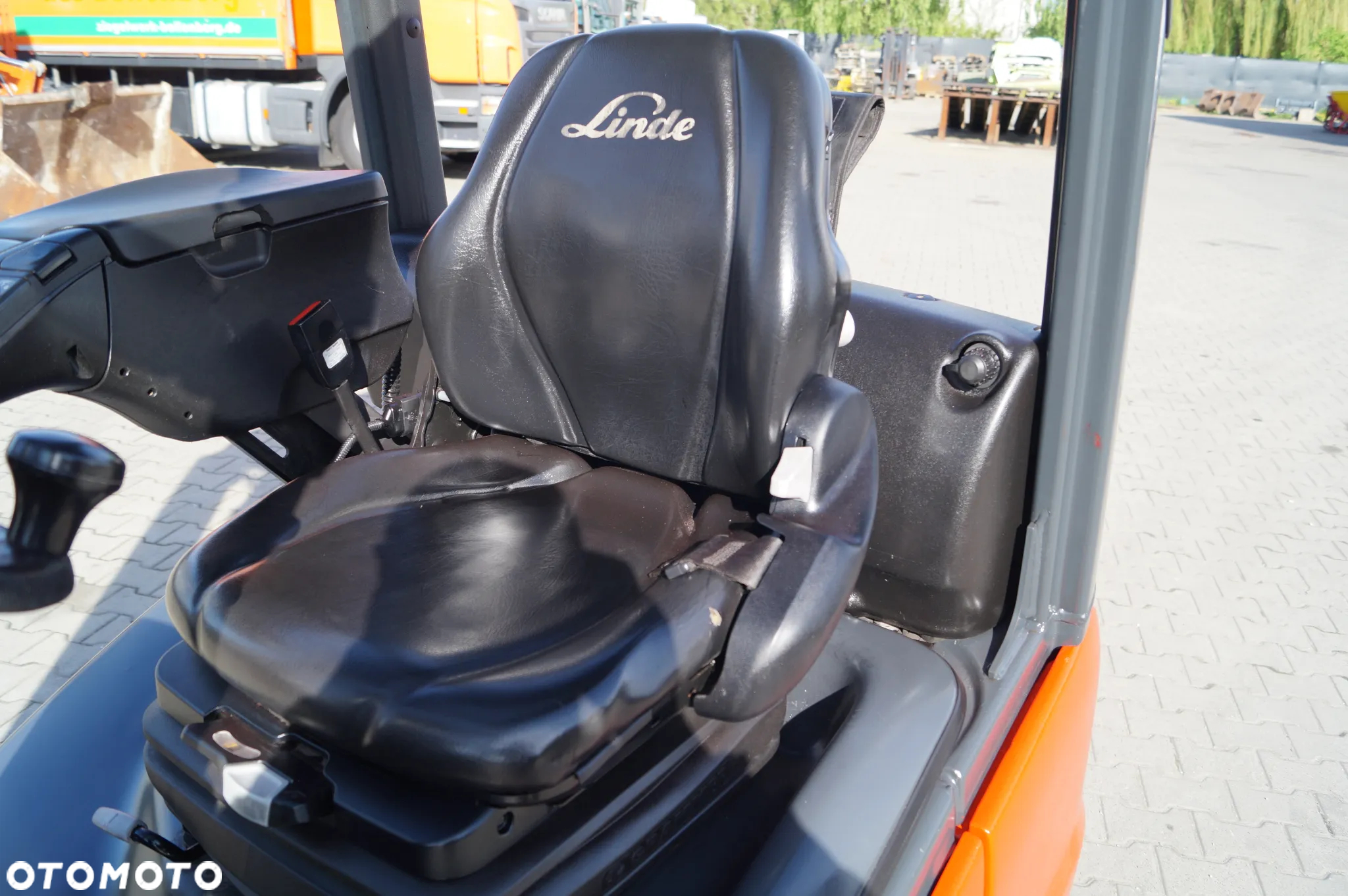 Linde H16-T EVO Wózek Widłowy Triplex - 10