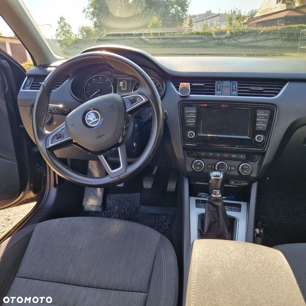 Skoda Octavia 1.4 TSI Ambition - 6