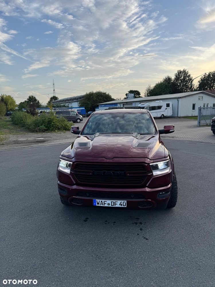 RAM 1500 Crew Cab Sport - 1