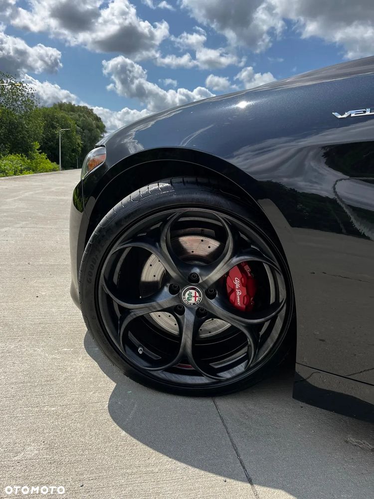 Alfa Romeo Giulia 2.0 Turbo 16V AT8 Veloce Ti - 4