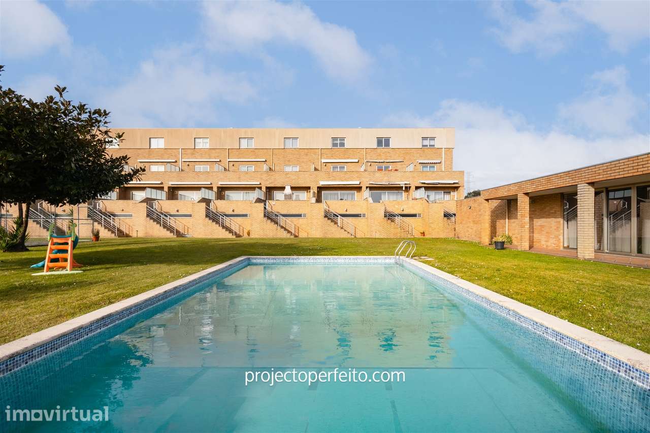 Moradia de tipologia T4+1 para venda em Perosinho, Vila Nova de Gaia - Grande imagem: 2/27