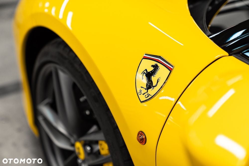 Ferrari 488 - 10