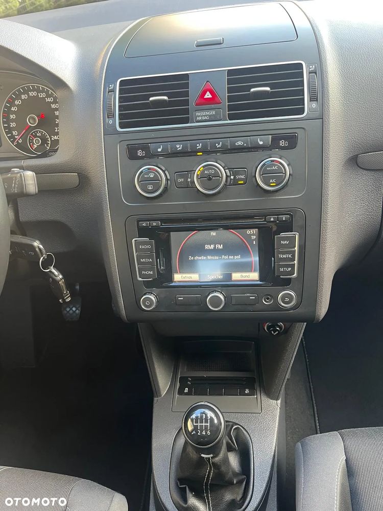 Volkswagen Touran 1.6 TDI DPF MATCH - 26