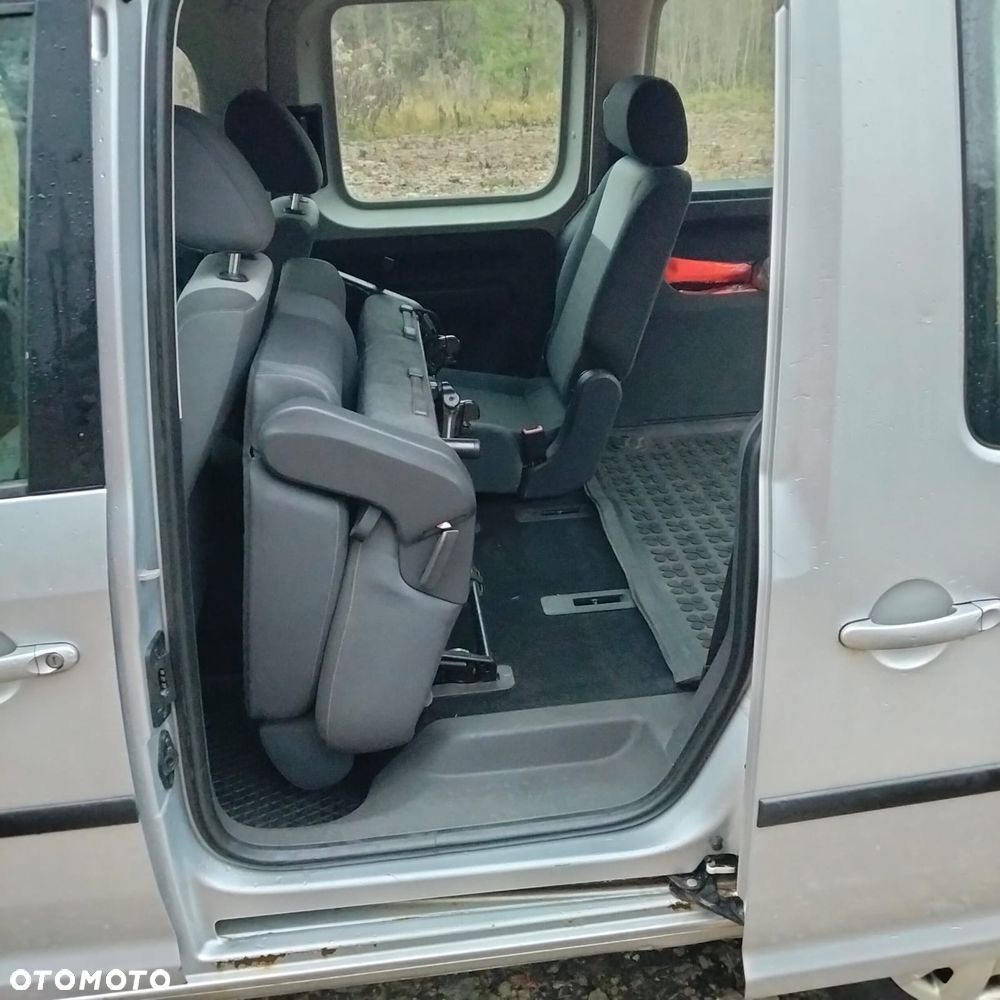 Volkswagen Caddy Trendline BMT - 12