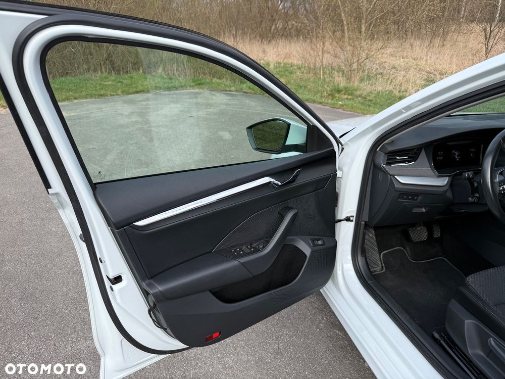 Skoda Octavia 2.0 TDI Style DSG - 14