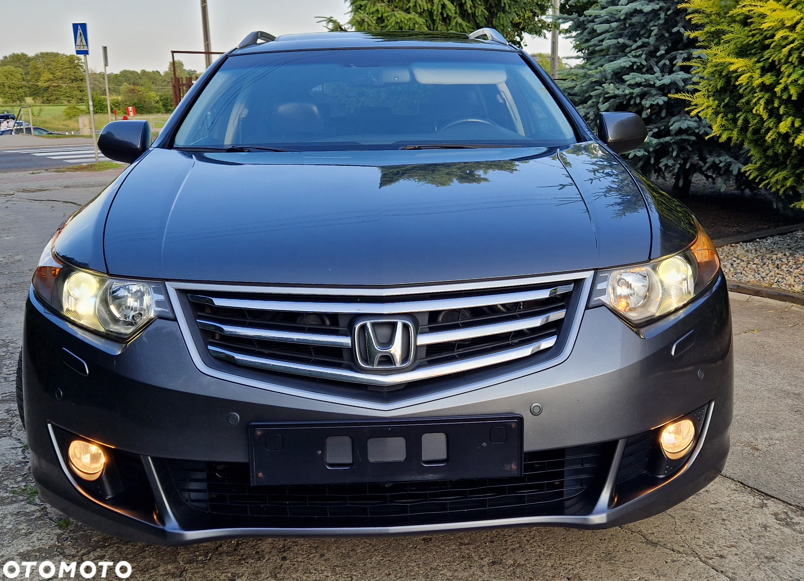 Honda Accord - 2